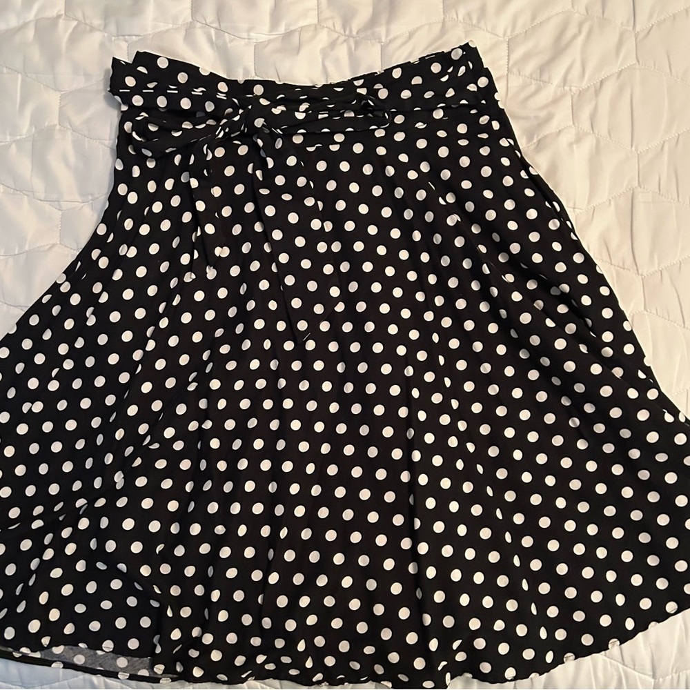 Elegant Black and White Polka Dot A-Line Skirt